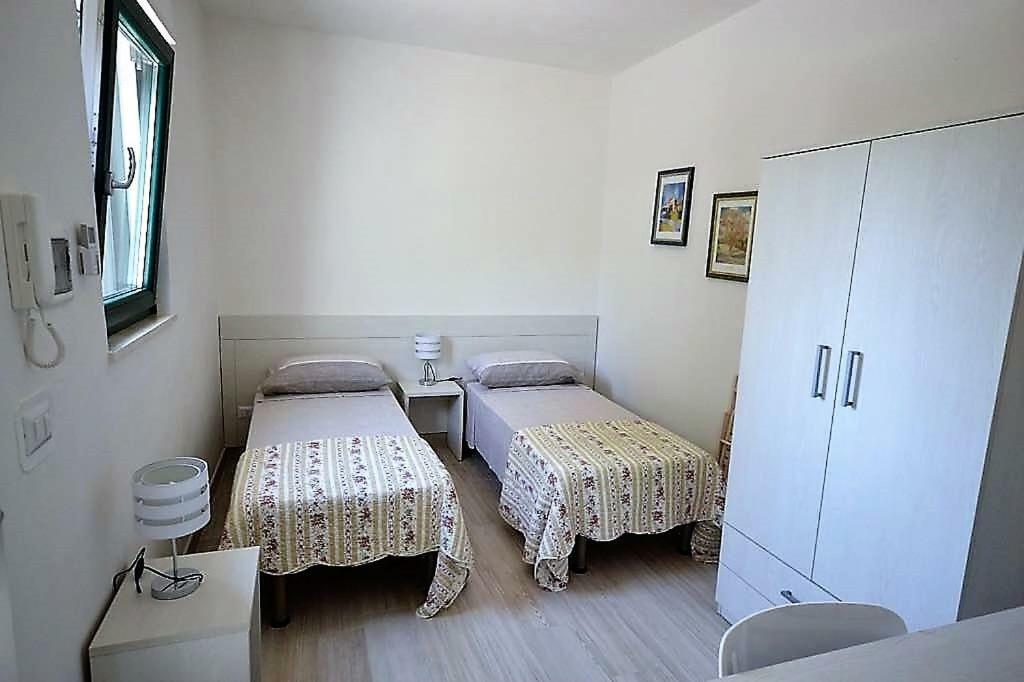Гостевой дом Le Stanze Di Casa Polinisso Каровиньо Экстерьер фото